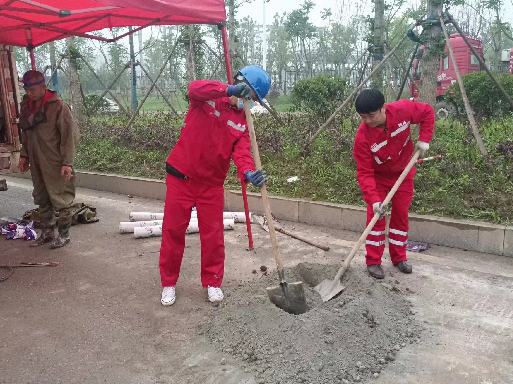 太平管道疏通哪家好】及时进行市政管道清淤